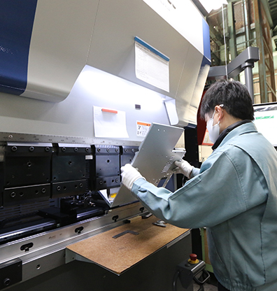 精密板金加工の画像